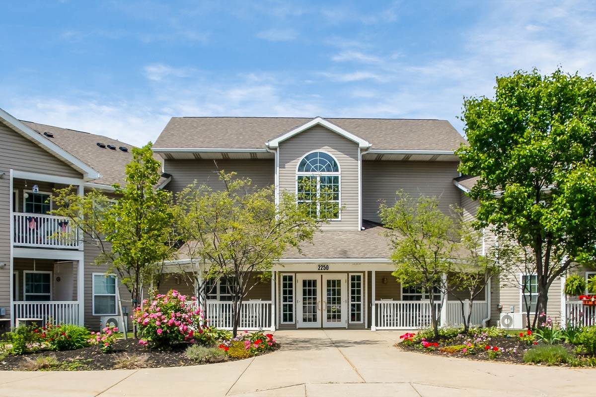 Hopkin's Court Apartments 